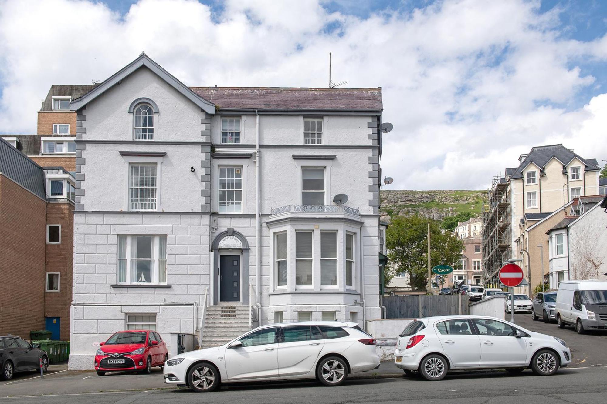 Abbey Road Boutique Holiday Apartment 랜디드노 외부 사진
